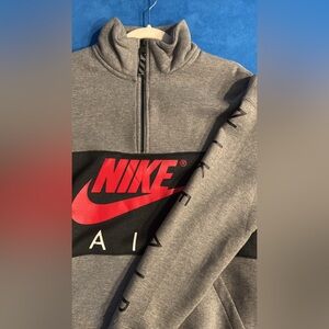 NIKE AIR QUARTER ZIP